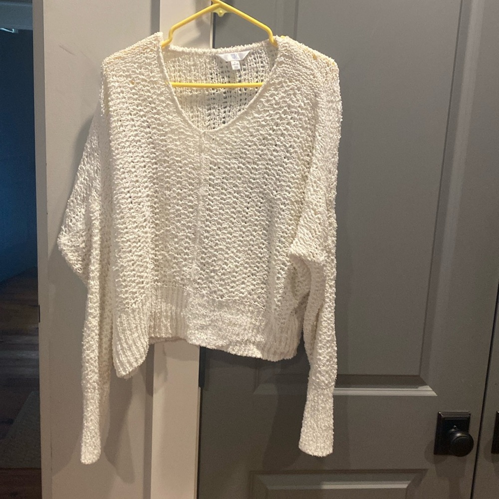 Fun sweater.  Light weight.